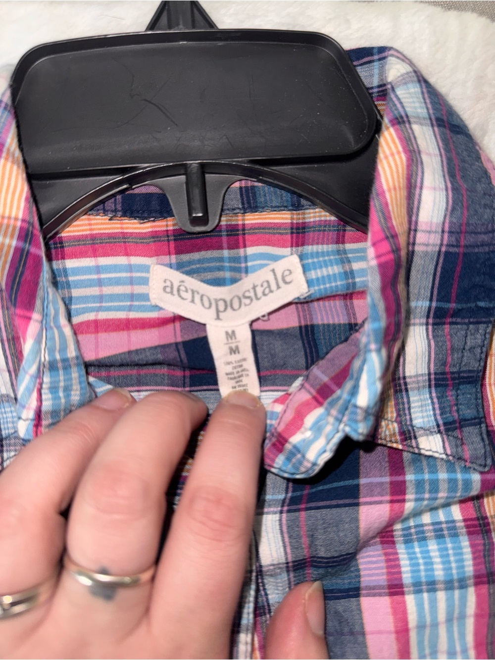 Aeropostale Plaid Button-Up Shirt in Pink, Blue & White - Picture 2 of 2